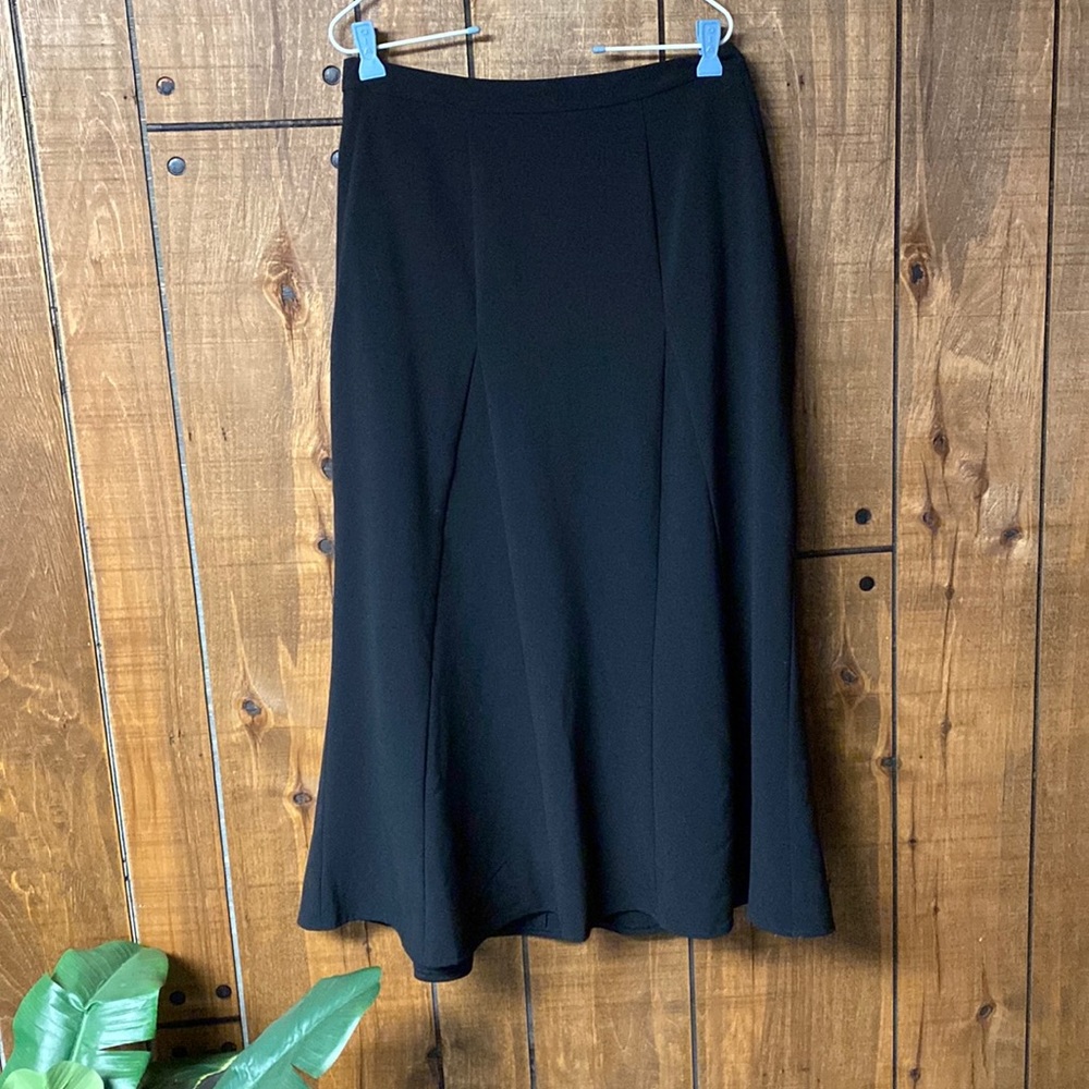 Vintage Women's Fully Lined Skirt size 14 Black